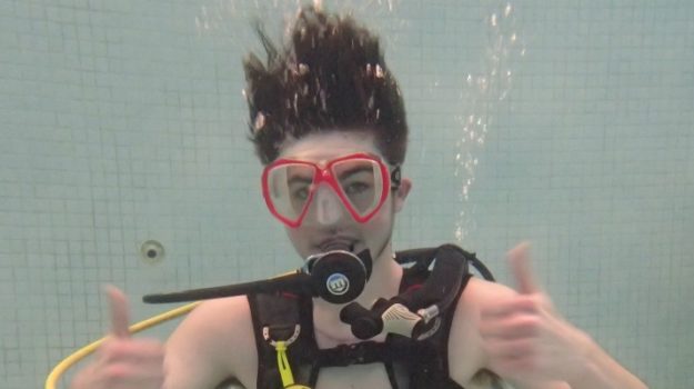 Zane scuba diving DNTT 2016